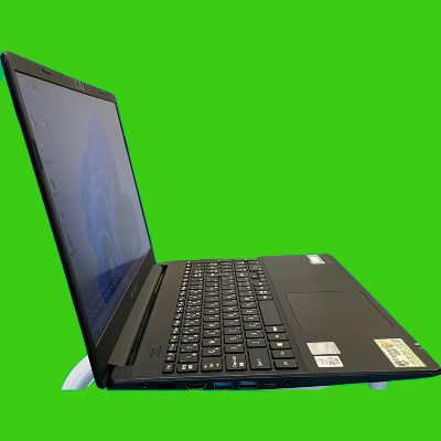TOSHIBA dynabook P55 写真2